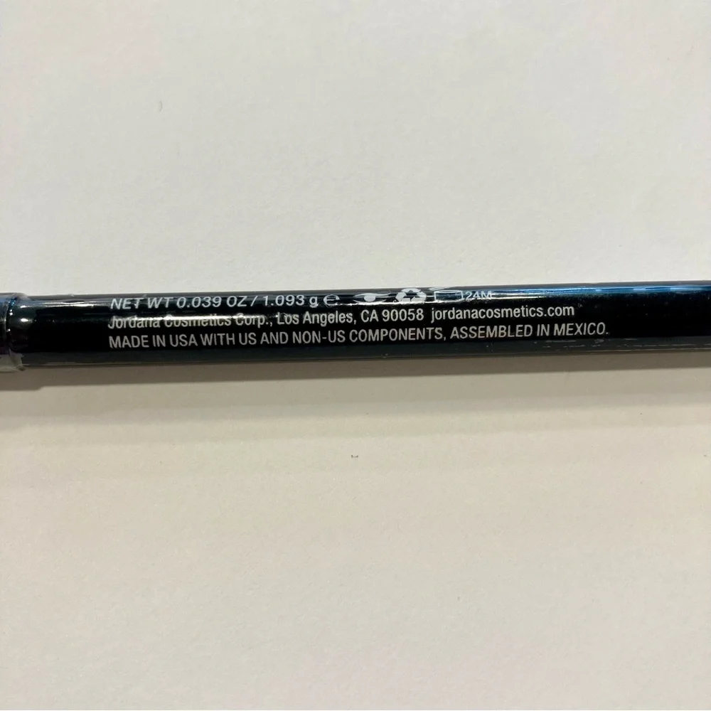 Jordana eyeliner eye